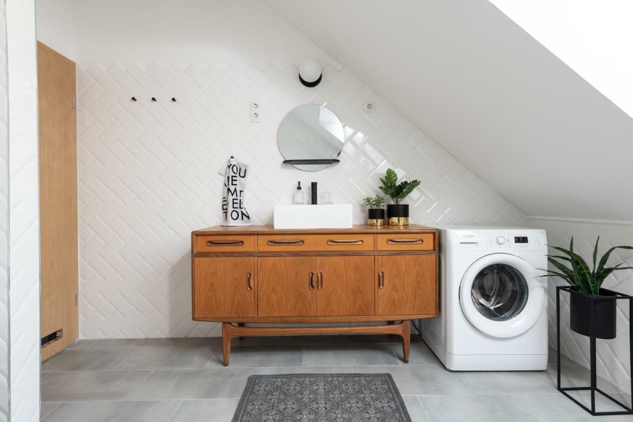 Gozsdu Design Apartment
